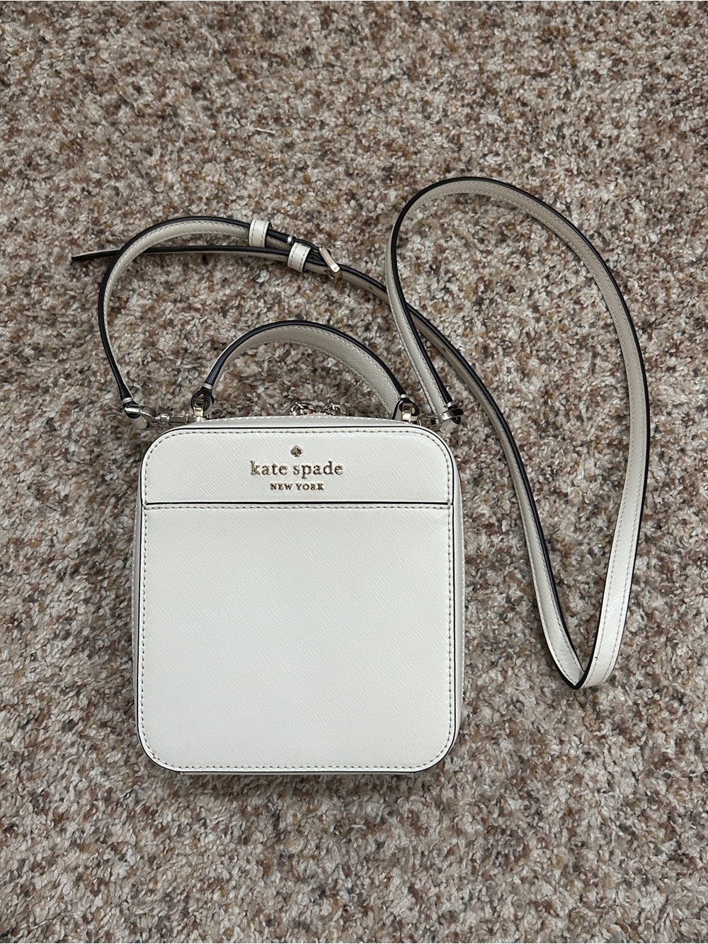 Kate Spade Daisy Vanity Crossbody Bag